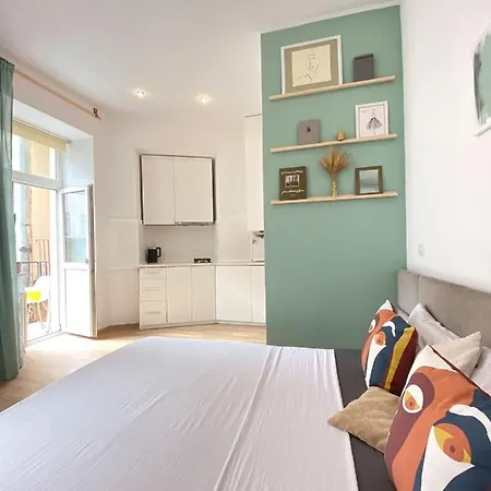 Apartment Art Studio Near Opera Theatre